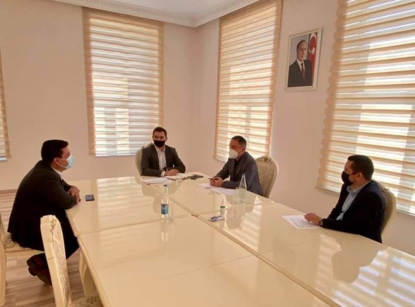 Deputat Sumqayıtda seçicilərinin problemlərini dinlədi - FOTOLAR