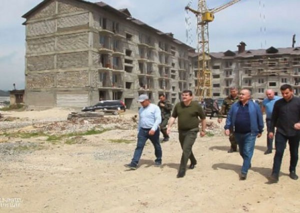 Araik Arutyunyan Xocalıda sement zavodu açdı - VİDEO Araik Arutyunyan Xocalıda sement zavodu açdı - VİDEO