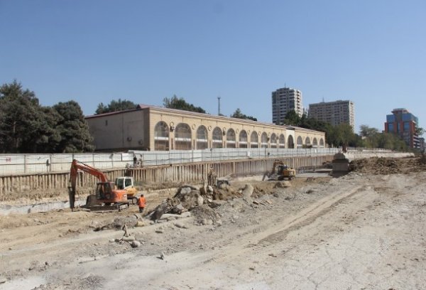 Yeni tikilən metro stansiyasından FOTOLAR