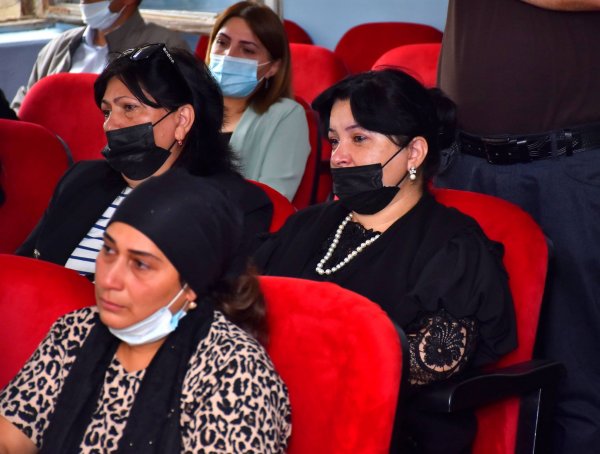 Sumqayıtda 13 şəhidin "Zəfər yolu" - FOTOLAR