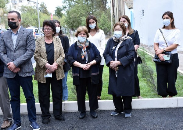 Sumqayıtda generalın atasının xatirəsi əbədiləsdirildi - FOTOLAR Sumqayıtda generalın atasının xatirəsi əbədiləsdirildi - FOTOLAR