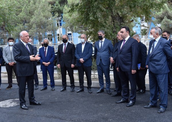 Sumqayıtda generalın atasının xatirəsi əbədiləsdirildi - FOTOLAR Sumqayıtda generalın atasının xatirəsi əbədiləsdirildi - FOTOLAR