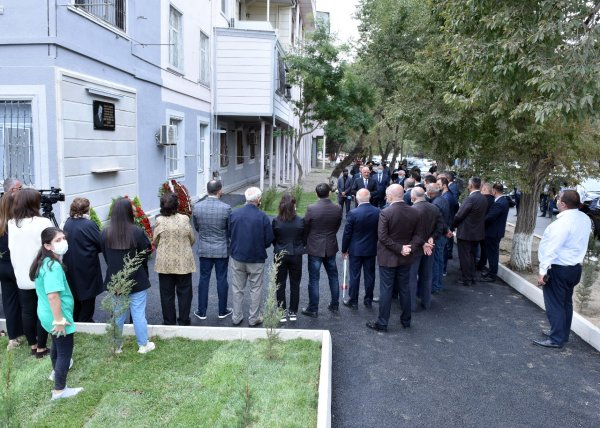Sumqayıtda generalın atasının xatirəsi əbədiləsdirildi - FOTOLAR Sumqayıtda generalın atasının xatirəsi əbədiləsdirildi - FOTOLAR