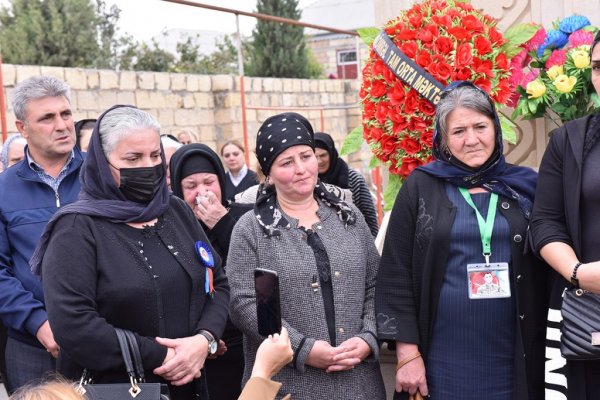 Sumqayıtda şəhidlərimizin il mərasimi keçirilib- FOTOLAR