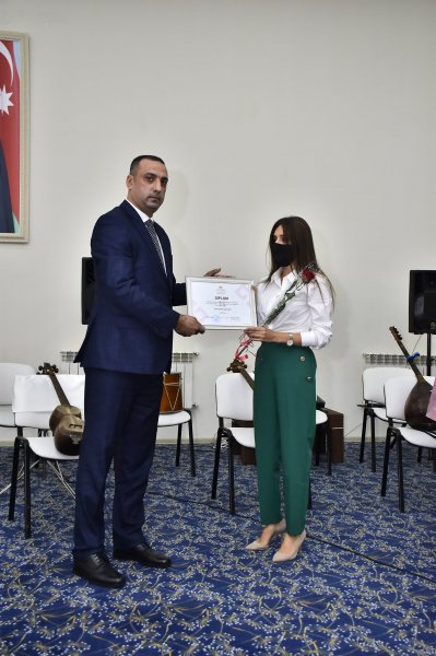 Sumqayıtda rəis müəllimləri təltif etdi - FOTOLAR