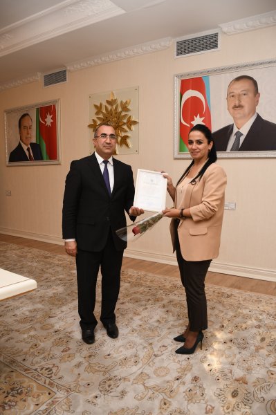 Sumqayıtda  bu müəllimlər təltif olundular - FORO