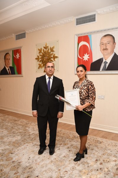 Sumqayıtda  bu müəllimlər təltif olundular - FORO