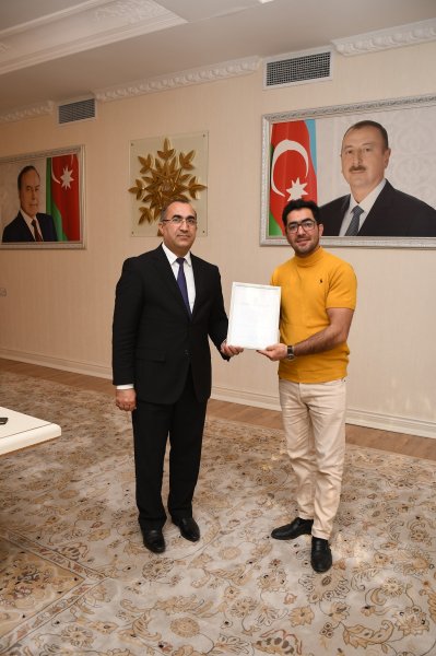 Sumqayıtda  bu müəllimlər təltif olundular - FORO