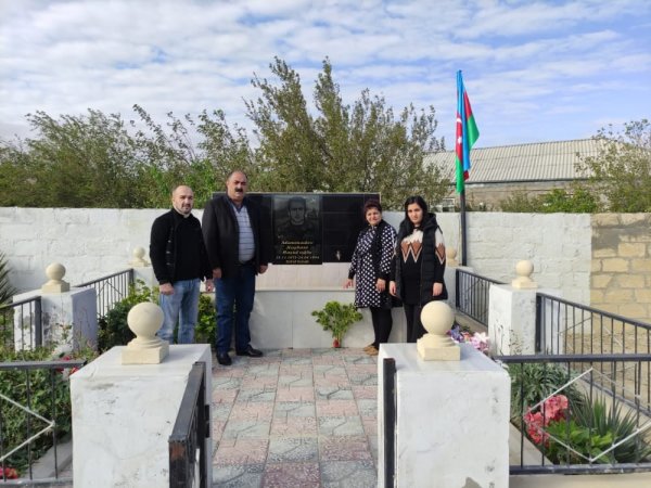 Sumqayıt Regional Mədəniyyət İdarəsinə tabe olan Abşeron rayon nümayəndəliyi şəhid ailələrinin qayğıları ilə maraqlanıb - FOTO