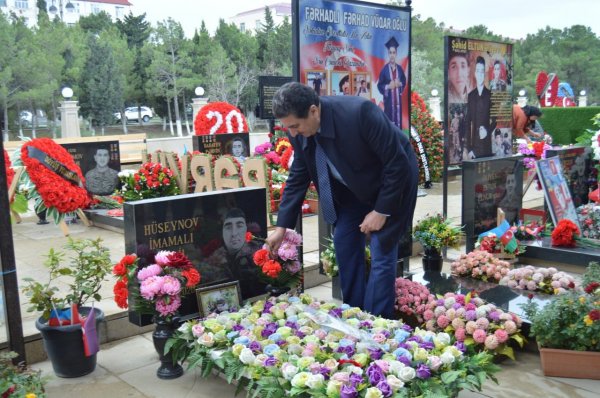 Sumqayıt Regional Mədəniyyət İdarəsinin Zəngilan rayon üzrə nümayəndəliyi şəhid ailələrini ziyarət edib - FOTO