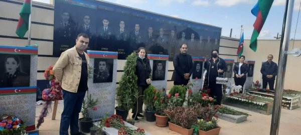 Böyük Zəfərin qəhrəmanlarını hörmətlə anırıq