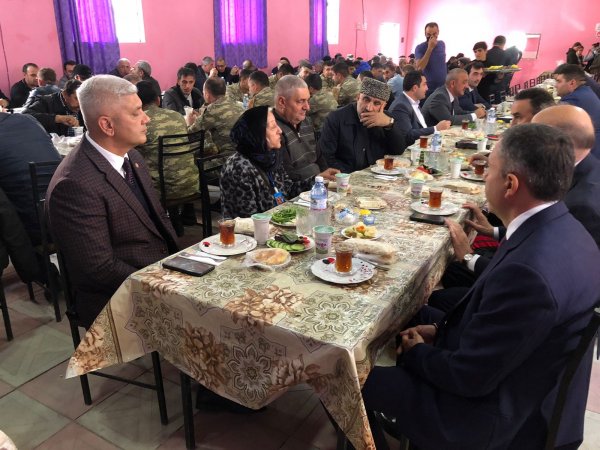 Sumqayıtda şəhidlərin ildönümü mərasimləri keçirilib – FOTOLAR