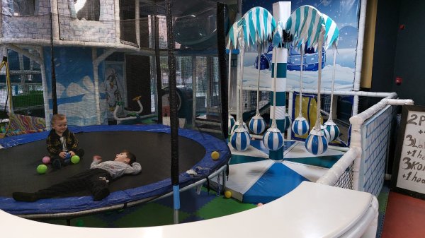 Sumqayıtda "Fun World" əyləncə mərkəzi fəaliyyətini bərpa etdi - 100-dən artıq attraksion var