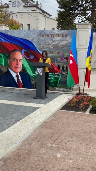 Moldovada 18 Oktyabr - Müstəqilliyin Bərpası Günü qeyd olunub - FOTOLAR Moldovada 18 Oktyabr - Müstəqilliyin Bərpası Günü qeyd olunub - FOTOLAR