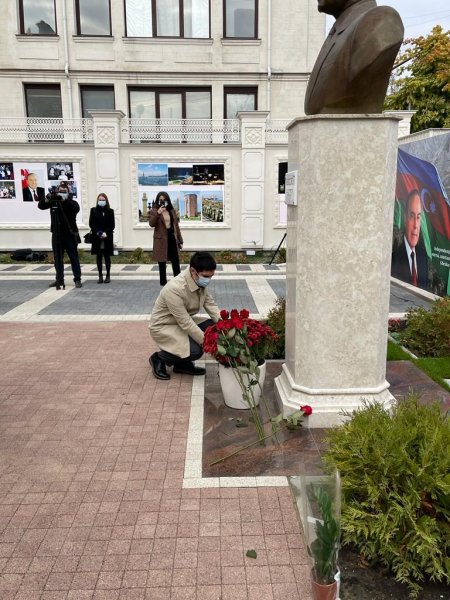 Moldovada 18 Oktyabr - Müstəqilliyin Bərpası Günü qeyd olunub - FOTOLAR Moldovada 18 Oktyabr - Müstəqilliyin Bərpası Günü qeyd olunub - FOTOLAR