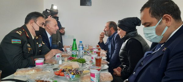 Sumqayıtda şəhidlərimizin xatirəsi yad olunur – FOTOLAR
