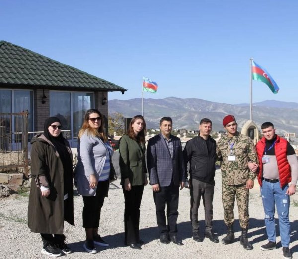 Şəhidlərimizin il dönümündə ailələri və məzarları ziyarət olunub -FOTO