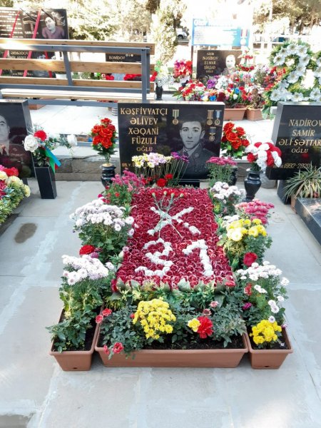 Hicran Hüseynova şəhidin xatirəsini andı -FOTO
