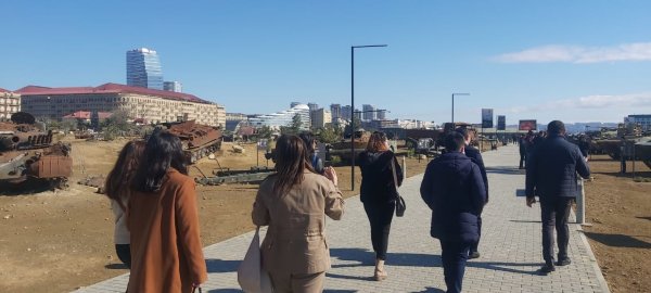 Sumqayıt gəncləri Hərbi Qənimətlər Parkına ekskursiya edib - FOTOLAR Sumqayıt gəncləri Hərbi Qənimətlər Parkına ekskursiya edib - FOTOLAR