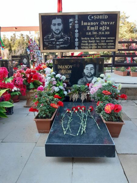 Deputat Vətən müharibəsi şəhidinin xatirəsini andı -FOTO
