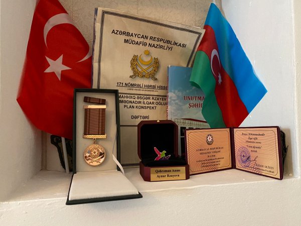 Hicran Hüseynova şəhid Nadir Rzayevin ailəsini ziyarət edib -FOTOLAR