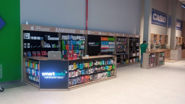 Vinil üzlüklər, hidrogel nano şüşə ekran qoruyucuları... - Hamısı Sumqayıtdakı Smartzadə dükanında (FOTO)