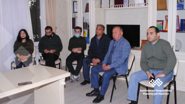 İctimai Şura Sumqayıt Dövlət Dram Teatrında görüş keçirib -FOTO