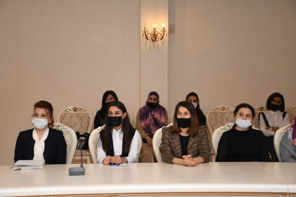 Sumqayıtda "44 Günlük Zəfərin ideoloqu" adlı tədbir keçirilib - FOTOLAR