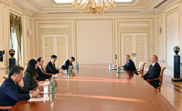 İlham Əliyev koreyalı sədri qəbul edib -FOTO
