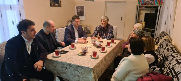 Sumqayıt Regional Mədəniyyət İdarəsinin Xızı rayon üzrə nümayəndəliyi şəhid ailələrini ziyarətə davam edir - FOTO
