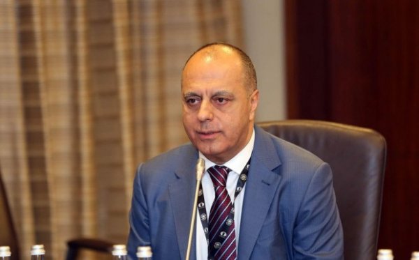 Elman Rüstəmov bu vəzifəsini İTİRDİ - FOTO