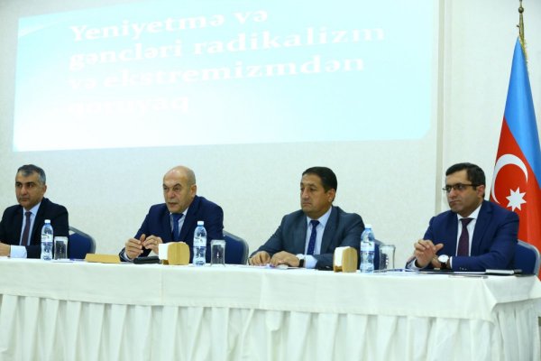 Sumqayıtda “Yeniyetmə və gəncləri radikalizm və ekstremizm təhlükəsindən qoruyaq” mövzusunda seminar keçirilib - FOTO