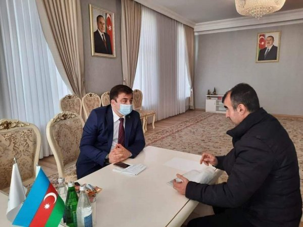 Deputat Sumqayıtda seçicilərinin problemlərini dinləyib -FOTOLAR