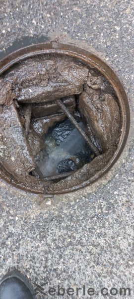 Sumqayıtda kanalizasiya quyularının təmizlənməsi prosesi davam edir - FOTOLAR
