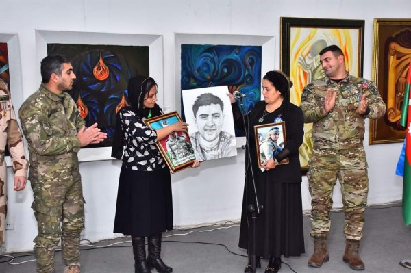 Sumqayıt Dövlət Rəsm Qalereyasında “Bir şəhidin həyat səhifəsi” adlı xatirə gecəsi keçirilib -FOTO