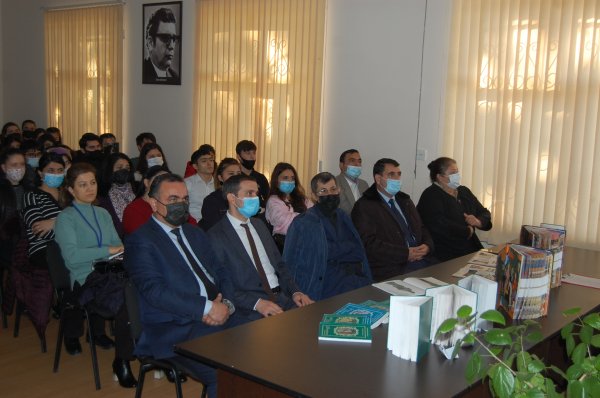 Sumqayıt Dövlət Texniki Kollecində “Nizami Gəncəvi lirikası” adlı tədbir keçirilib -FOTOLAR