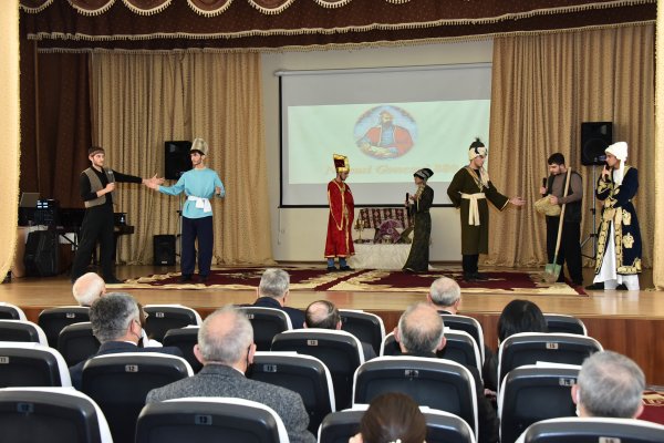 Sumqayıt Dövlət Universitetində  “Hikmət xəzinəsi”adlı bədii  kompozisiya keçirilib -FOTO