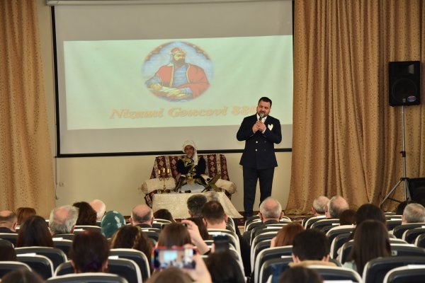 Sumqayıt Dövlət Universitetində  “Hikmət xəzinəsi”adlı bədii  kompozisiya keçirilib -FOTO