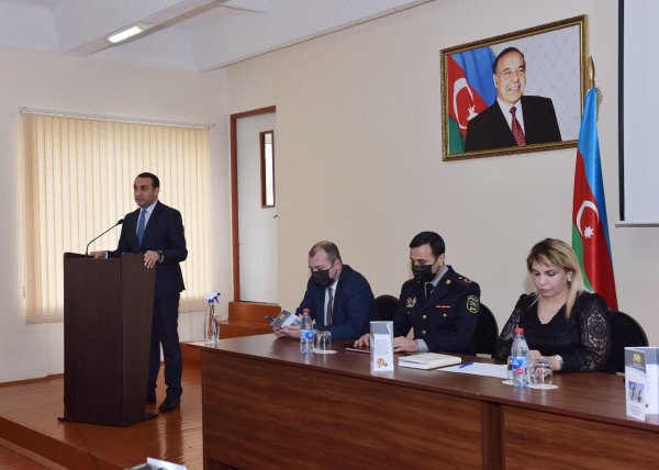 Sumqayıtda “Gəncləri Dini radikalizm – ekstremizm və narkomaniyanın zərərli təsirlərindən qoruyaq“ adlı görüş keçirildi - FOTOLAR