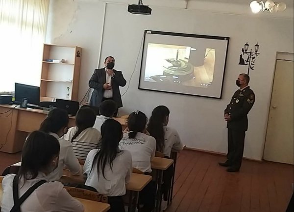 Sumqayıt məktəblərində  "Mina təhlükəsizliyinə qarşı maarifləndirmə" mövzusunda dərslər keçirilib - FOTOLAR
