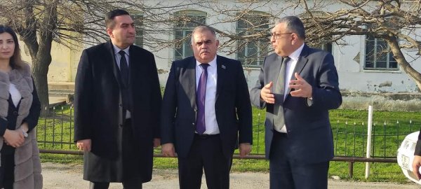 Deputat müraciət etdi, kənd uşaqlarına top və idman geyimləri verildi -FOTOLAR Deputat müraciət etdi, kənd uşaqlarına top və idman geyimləri verildi -FOTOLAR
