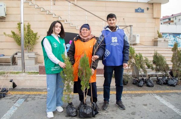 Sumqayıtda “ASAN xidmət” mərkəzində ekoloji aksiya keçirilib -FOTOLAR