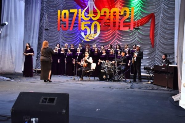 Sumqayıtda Bülbül adına uşaq incəsənət məktəbinin 50 illik yubileyi qeyd olunub -FOTOLAR