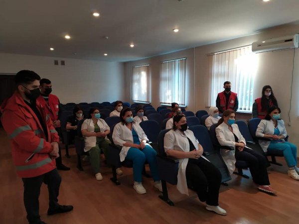 “Qızıl Aypara”  Sumqayıt Uşaq xəstəxanasına yardım edib -FOTOLAR