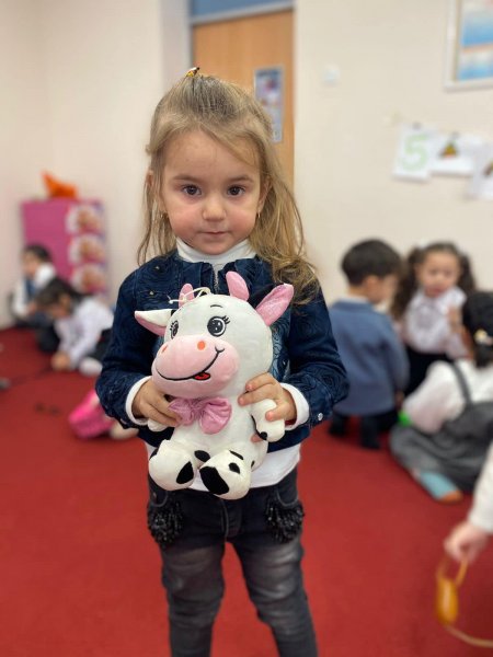 Sumqayıtda “Oyuncağını bağışla” adlı sosial aksiya çərçivəsində uşaqlara oyuncaqlar paylanılıb - FOTOLAR