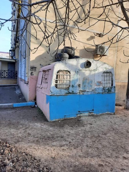 Sumqayıtda yaşayış binalarının kanalizasiya quyuları təmizlənir -FOTOLAR