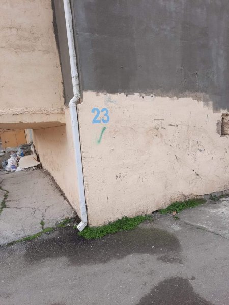 Sumqayıtda kanalizasiya quyularının çirkab tullantılarından təmizlənməsi prosesi davam edir -FOTOLAR