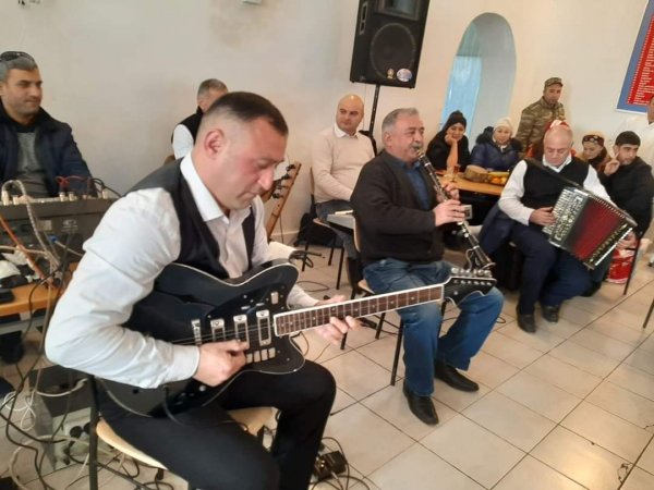Sumqayıt Şəhər Mədəniyyət Evinin kollektivi hərbi hissədə konsert proqramı ilə çıxış ediblər -FOTO
