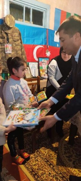 Xızı rayon nümayəndəliynin əməkdaşları bayram günlərində şəhid ailələrini ziyarət ediblər - FOTOLAR
