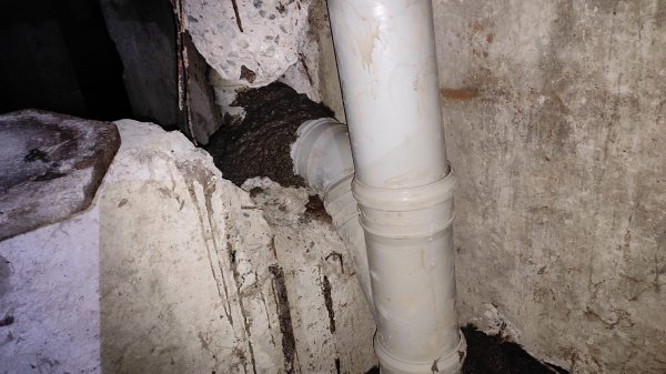 Sumqayıt Sukanal İdarəsinin əməkdaşları növbəti problemi həll ediblər - FOTOLAR
